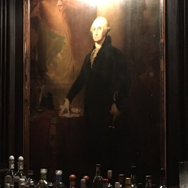 The Washington Bar Cocktail Bar in New York