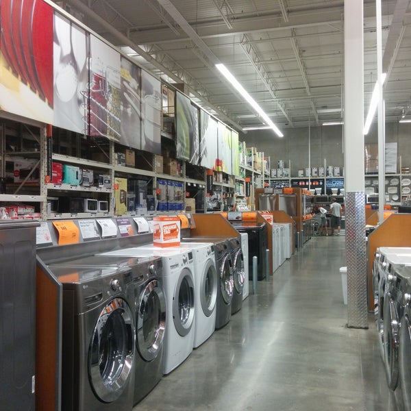 The Home Depot Hardware Store in Richmond Hill