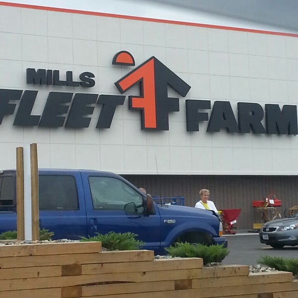 Mills Fleet Farm 9 tips from 1038 visitors
