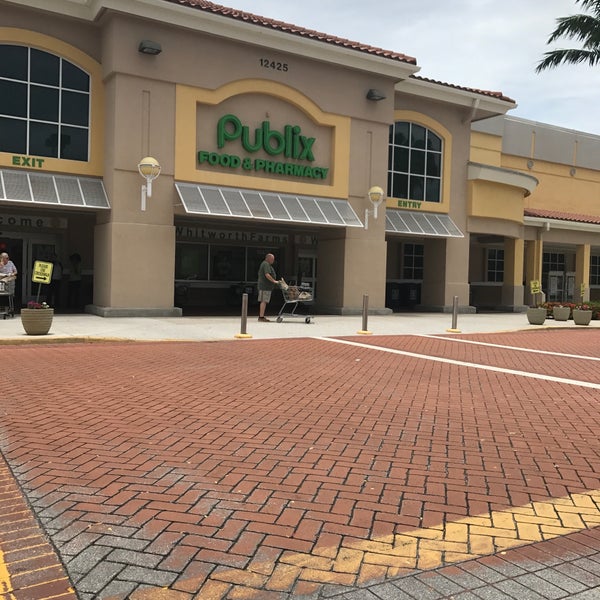 Publix Grocery Store in Boynton Beach