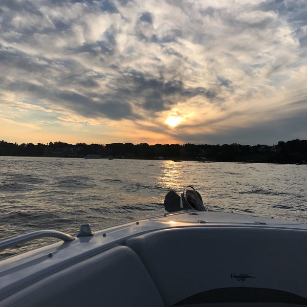 Wayzata Bay, Lake 2 tips from 398 visitors