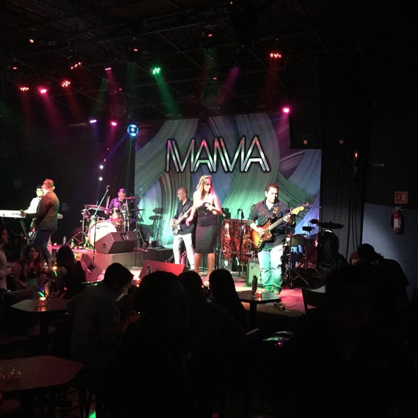 Club nocturno tailandés mamada Club nocturno tailandés mamada