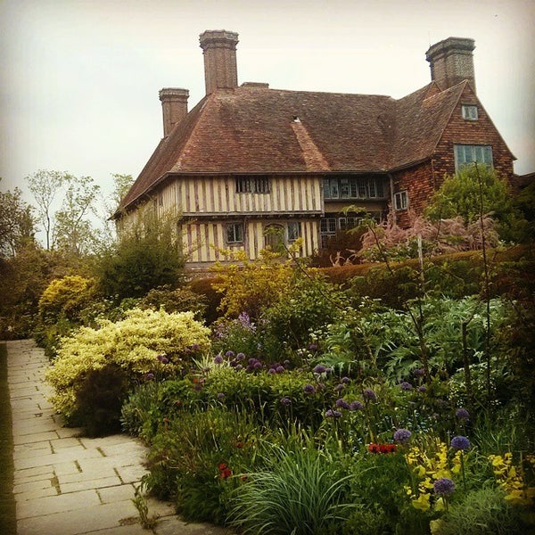 Great Dixter House & Garden - 6 tips from 86 visitors