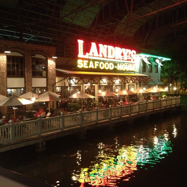 Landry&#39;s Seafood House - Downtown West - St Louis, MO