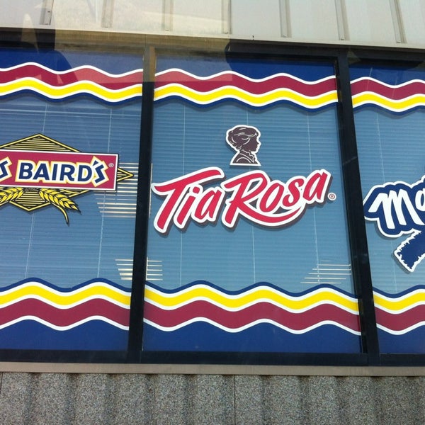 Photos at Bimbo Bakery Outlet 7 visitors