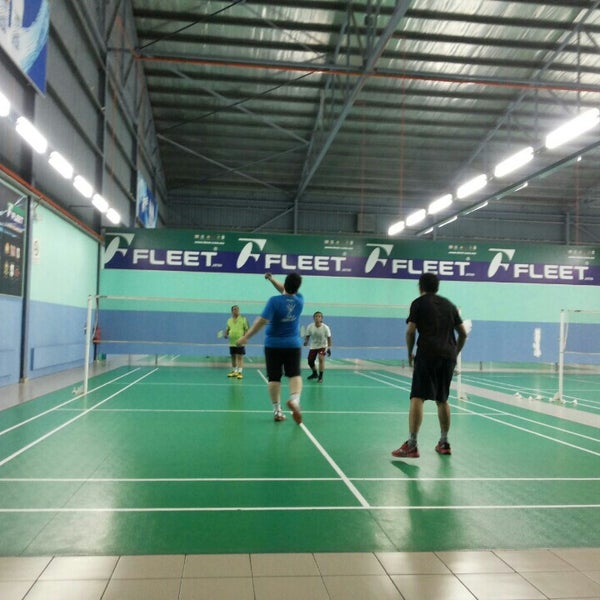 pro one badminton court