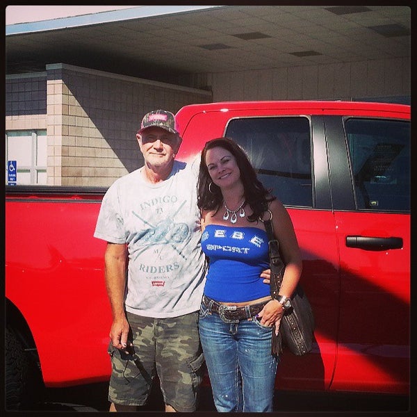 Oroville Toyota Auto Dealership in Oroville