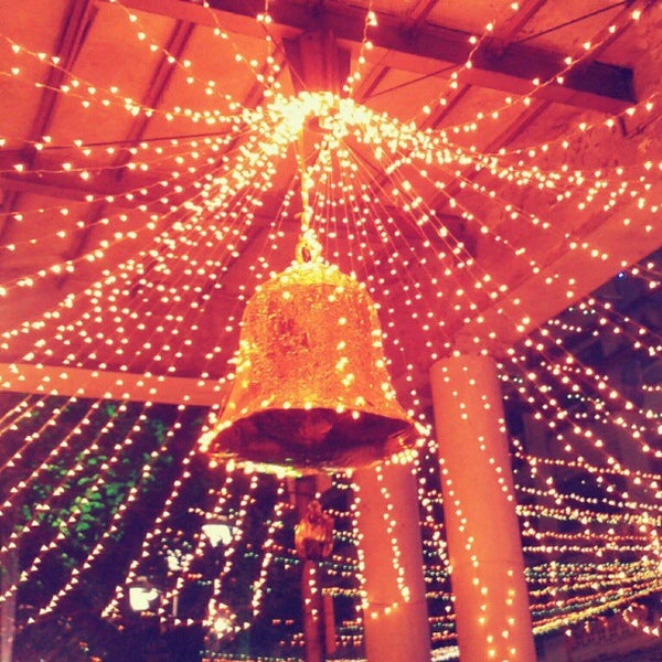 Park Street Road in Park Street Taltola Shakespeare Sarani