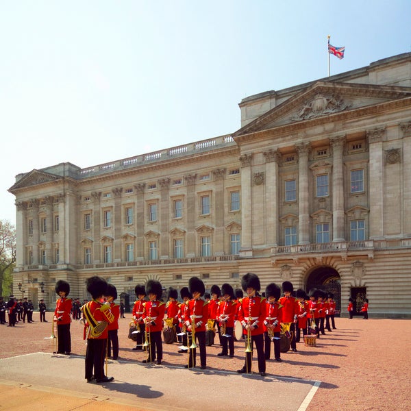 Buckingham Palace - Green Park - Buckingham Palace Rd