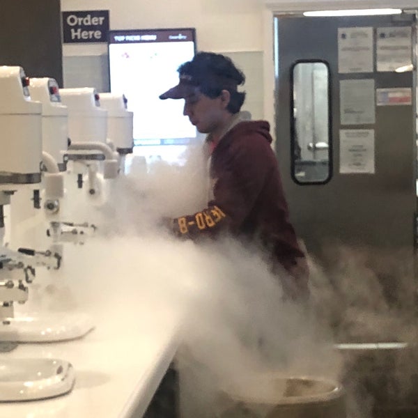 Creamistry Ice Cream Shop in UptownGalleria