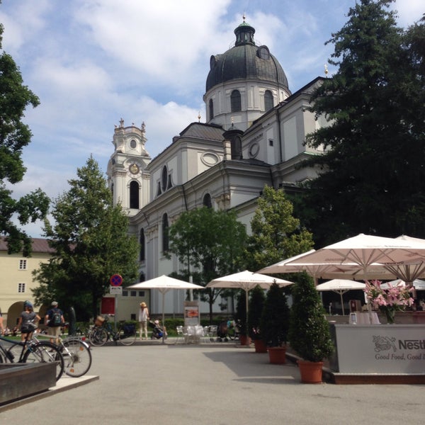 Where's Good? Holiday and vacation recommendations for Salzburg, Austria. What's good to see, when's good to go and how's best to get there.