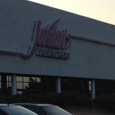 Jordan's Furniture - 9 tips from 2440 visitors