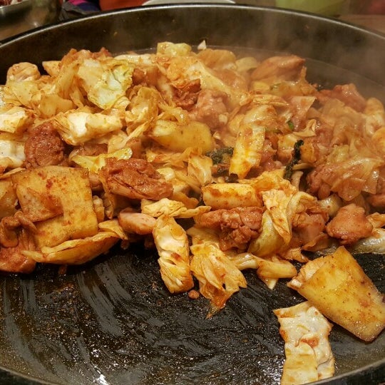 이송금할머니의 중앙닭갈비 - 팁 5개에서의 사진