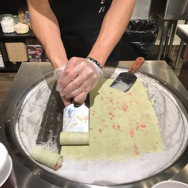 Frozen Rolled Ice Cream Chinatown 938 Arch St