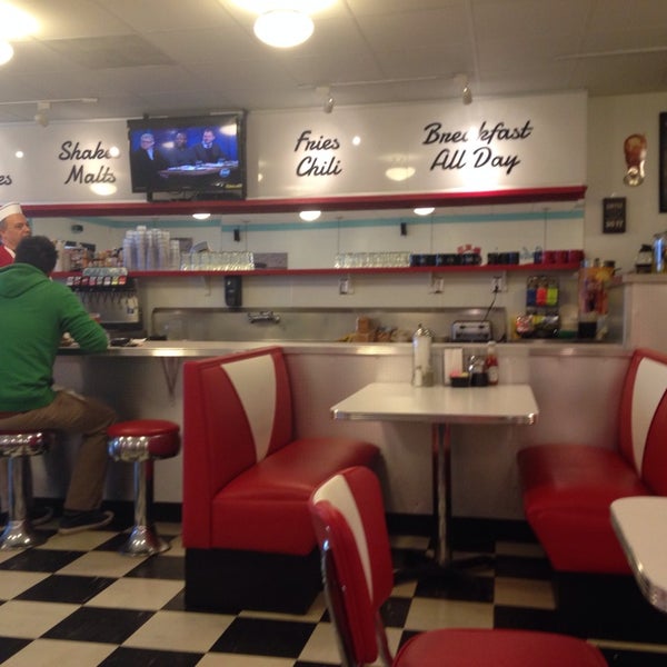 Johnny's Diner - 9 tips from 91 visitors