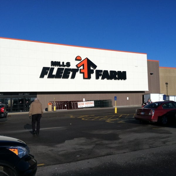 Mills Fleet Farm - Department Store