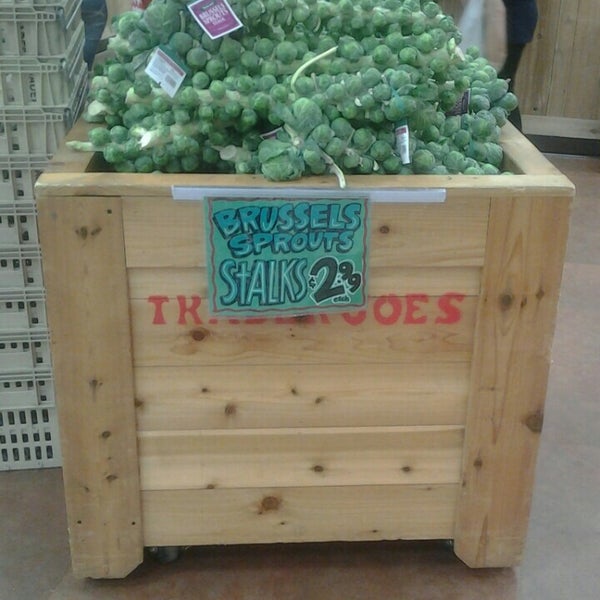 Trader Joe's Grocery Store in Southeast Nashua