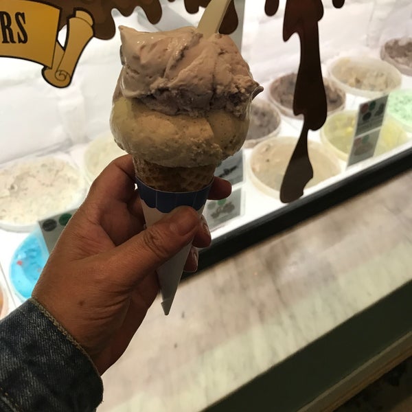 Doc Burnstein's Ice Cream Lab 10 tips from 410 visitors