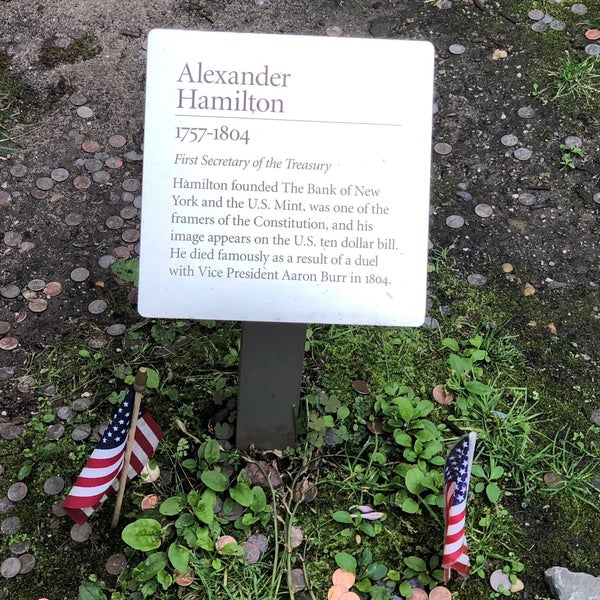 Alexander Hamilton's Grave - Financial District - 4 tips