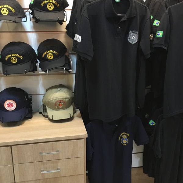 Lojas de artigos militares