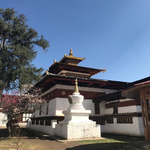 Kichu Lakhang - Temple