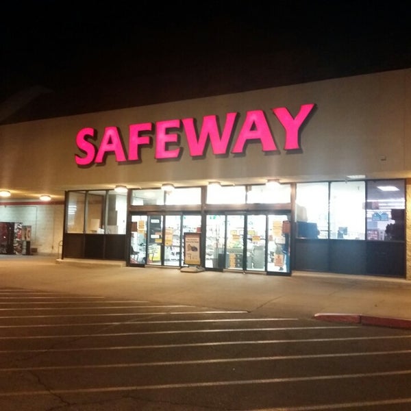 When Does Safeway Close