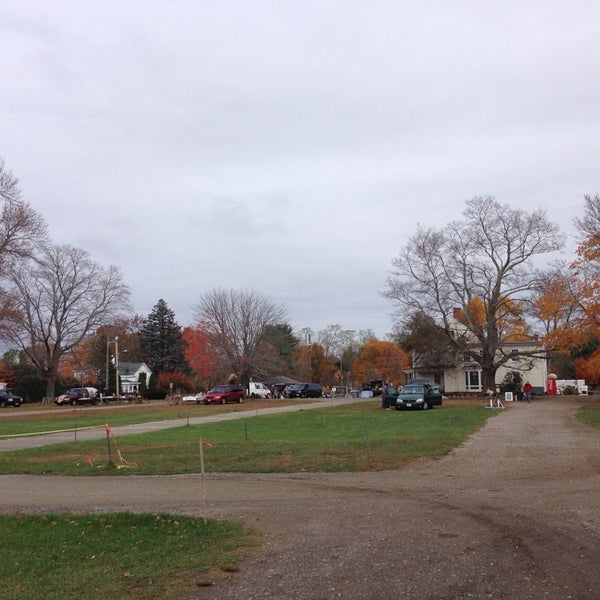 Todd Farm Antiques & Flea Market Antique Shop in Rowley