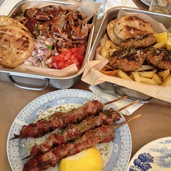 Where's Good? Holiday and vacation recommendations for Athens, Greece. What's good to see, when's good to go and how's best to get there.