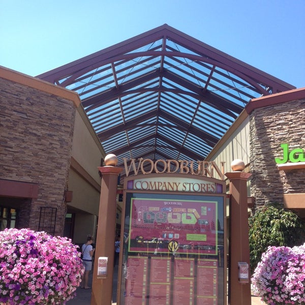 Woodburn Premium Outlets 1001 Arney Rd
