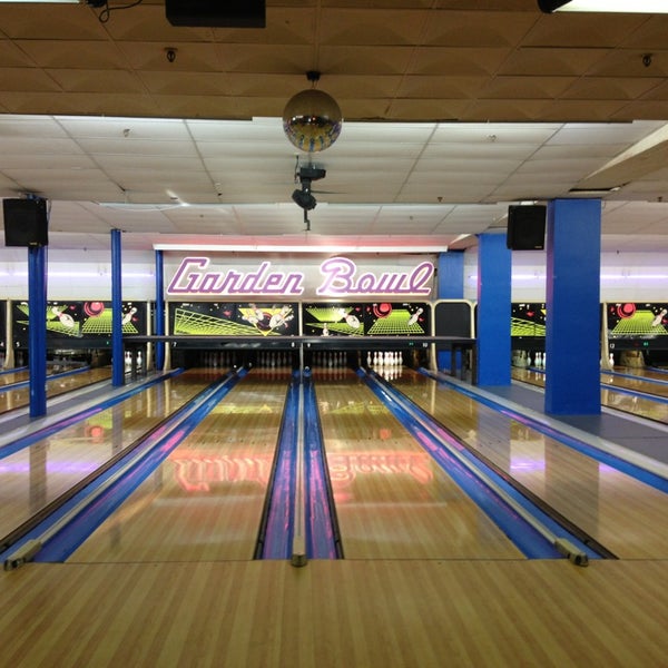 Garden Bowl Bowling Alley in Detroit