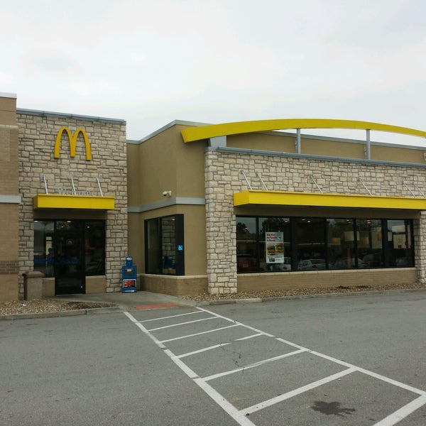 McDonald's Fast Food Restaurant in Olathe