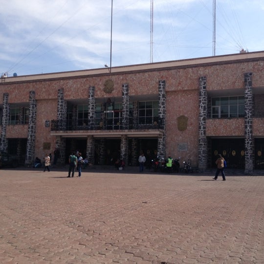 Palacio Municipal de Tecámac De Felipe Villanueva plaza principal de Tecámac Palacio Municipal de Tecámac De Felipe Villanueva plaza principal de Tecámac