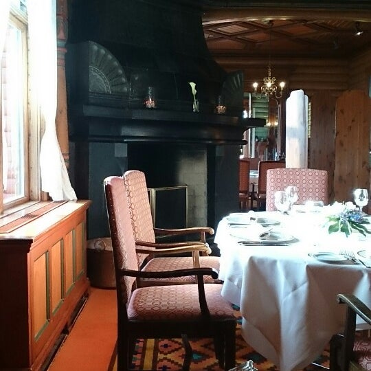 Photos at de fem stuer scandinavian restaurant in oslo Restaurant de 5 stuer