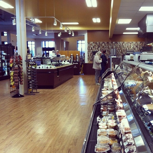 Foto di Ever'man Natural Foods Downtown Pensacola 315 W Garden St