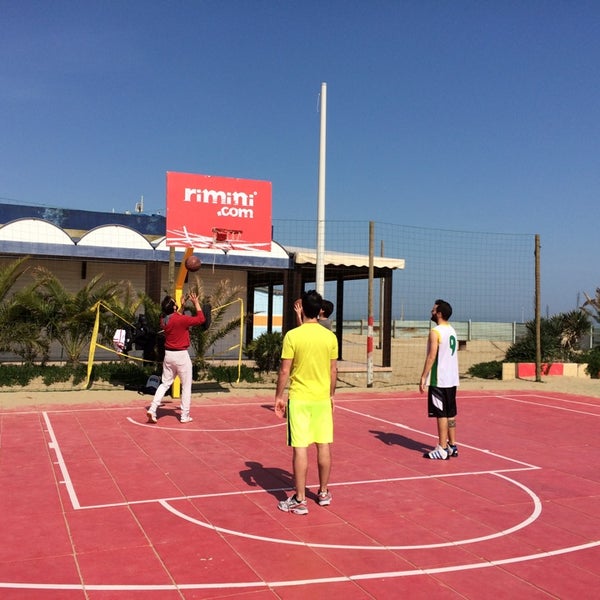 Photos at campo da basket rimini.com bagno 86 lungomare giuseppe ... Campo da basket