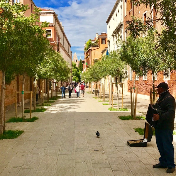 Where's Good? Holiday and vacation recommendations for Venice, Italy. What's good to see, when's good to go and how's best to get there.