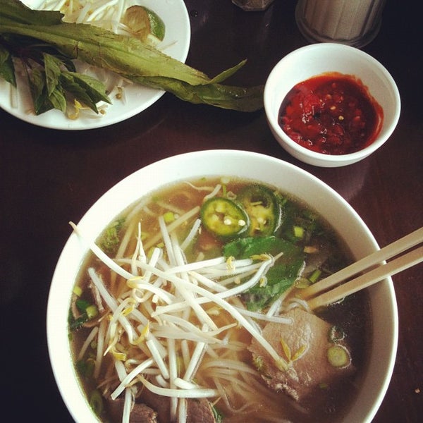 Pho Viet - Vietnamese Restaurant in Uptown