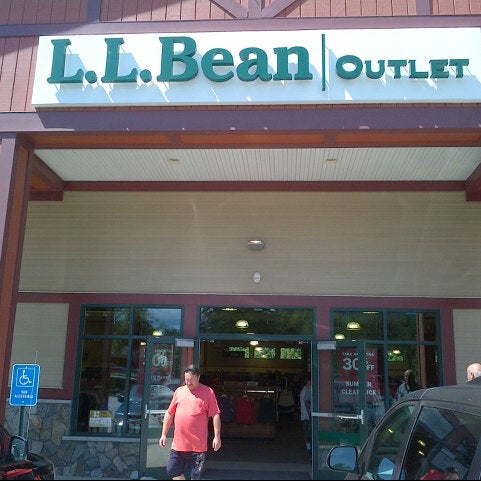 ll bean outlet location