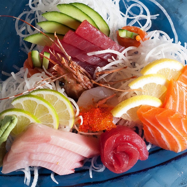 Bluefin Japanese Restaurant & Lounge - Sushi Restaurant in San Jose
