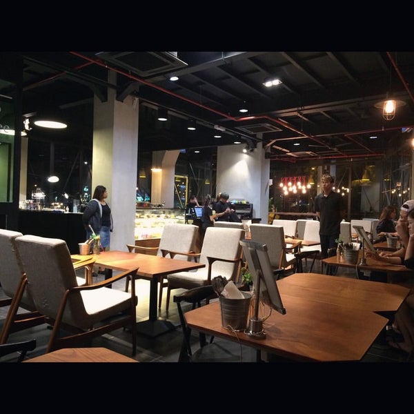 Photos At Living Room Cafe Setia Tropika Bistro Photo Taken At Living Room Cafe Setia Tropika By Ivan T On 7