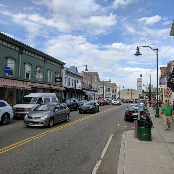 Historic Downtown Mystic Neighborhood