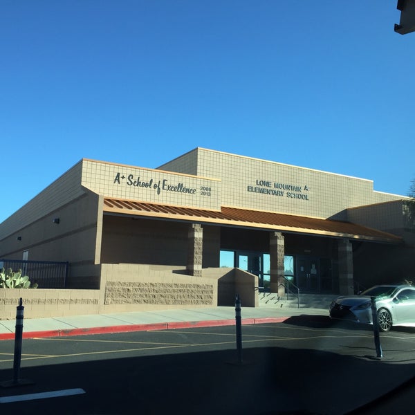 Lone Mountain Elementary School Elementary School in Cave Creek