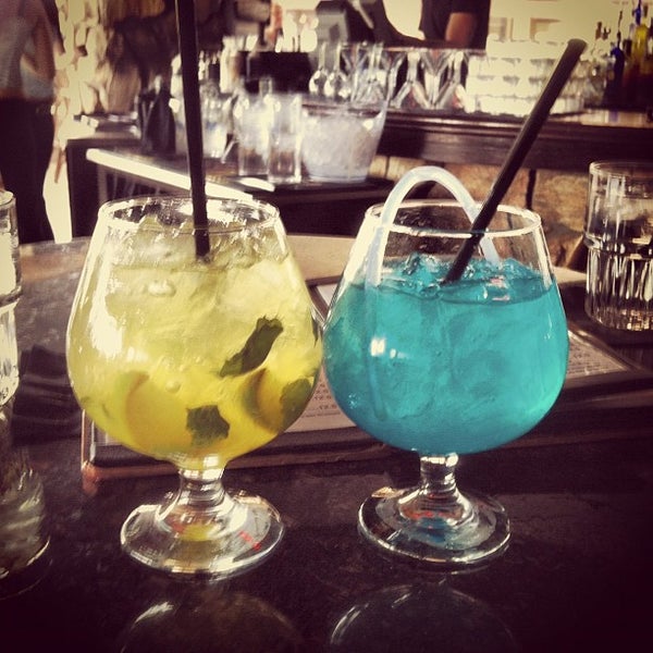 Blue On Blue Martini — Rezepte Suchen