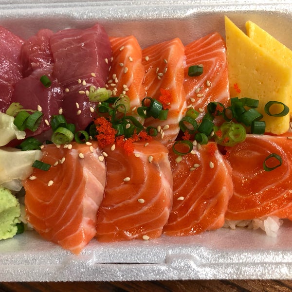 Maguro Brothers Japanese Restaurant in Honolulu