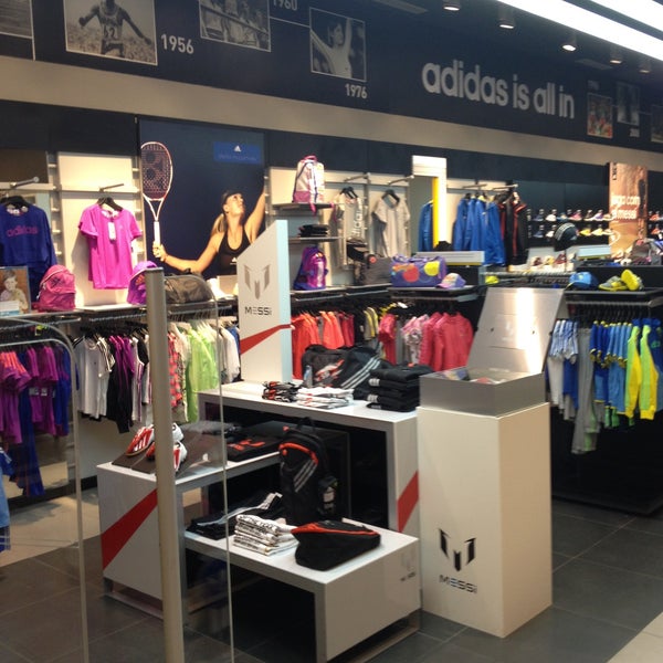 adidas aeropuerto barcelona adidas aeropuerto barcelona