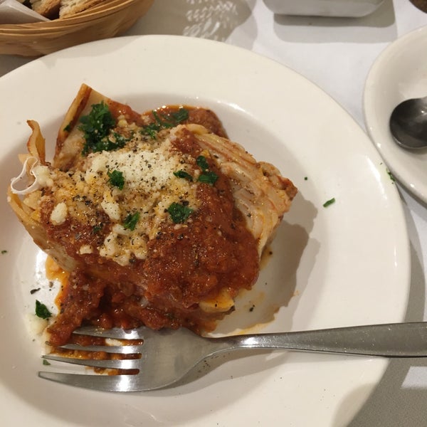 Marios' Cafe Breakfast Spot