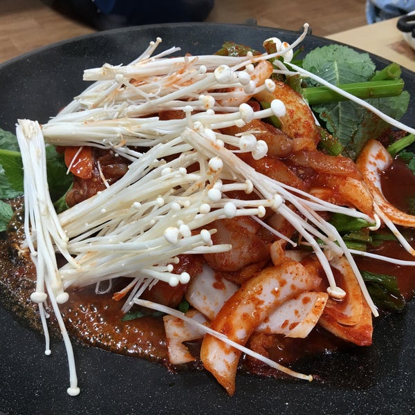 Where's Good? Holiday and vacation recommendations for Jeju-Do, South Korea. What's good to see, when's good to go and how's best to get there.