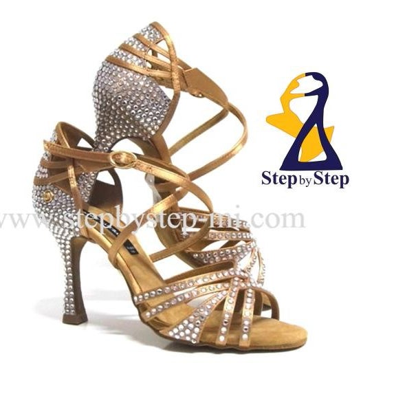 Step by Step Shoe Store in Peschiera Borromeo