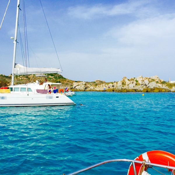 Where's Good? Holiday and vacation recommendations for Corsica, France. What's good to see, when's good to go and how's best to get there.