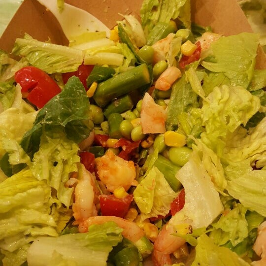 Farmer's Fridge Salad Place in The Loop